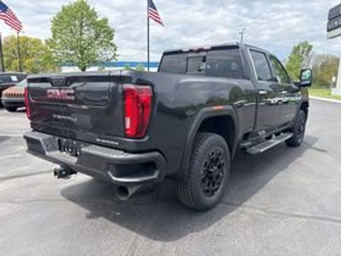 Used 2020 GMC Sierra 3500 Denali w/ Denali Ultimate Package AWD/4WD image 3