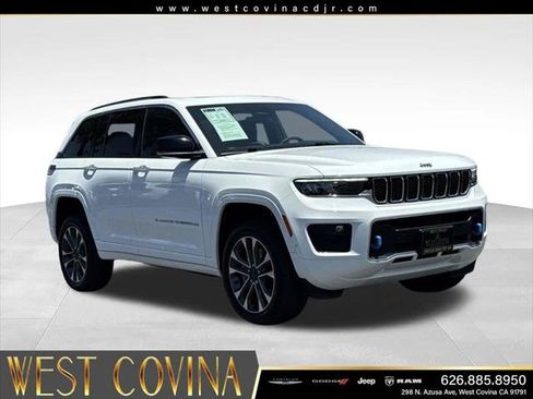 Certified 2023 Jeep Grand Cherokee Overland AWD/4WD image 1