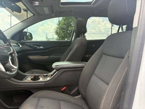Used 2021 GMC Acadia SLE w/ Driver Convenience Package FWD image 32