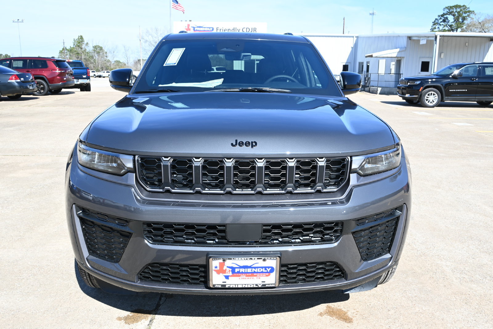 New 2026 Jeep Grand Cherokee Altitude AWD/4WD image 5