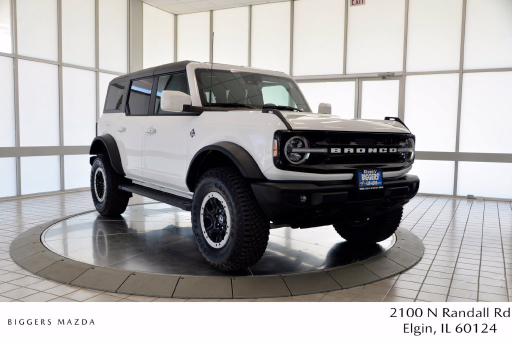 Used 2024 Ford Bronco Outer Banks w/ Sasquatch Package AWD/4WD image 1