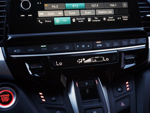 Used 2026 Honda Odyssey EX-L image 32