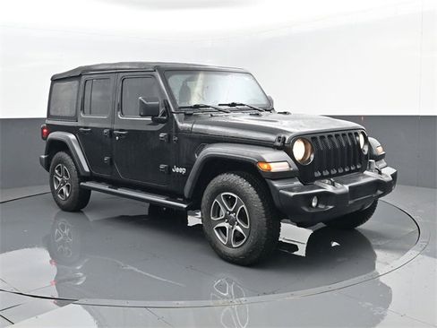 Used 2021 Jeep Wrangler Unlimited Sport image 3