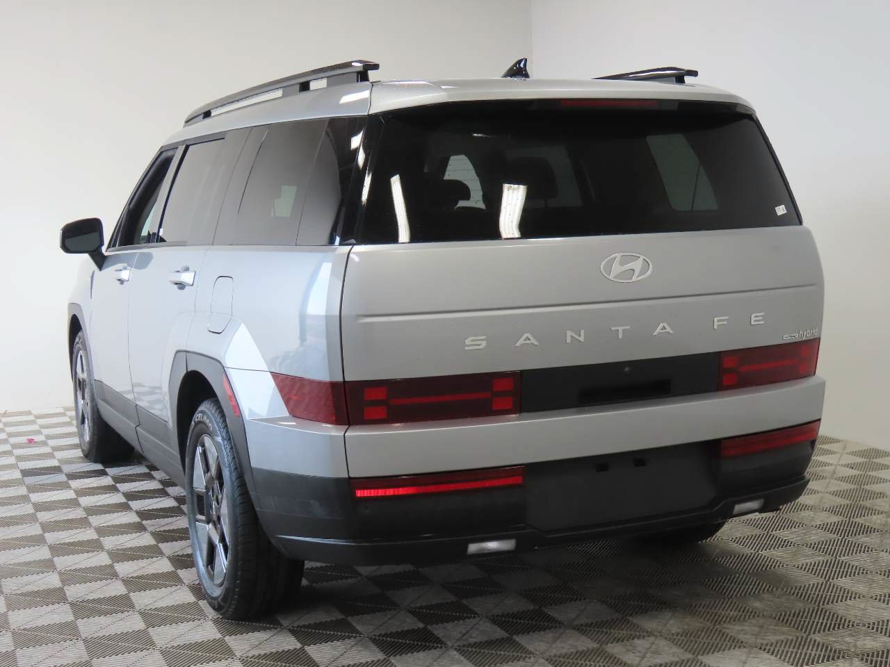 Used 2025 Hyundai Santa Fe SEL AWD/4WD image 3