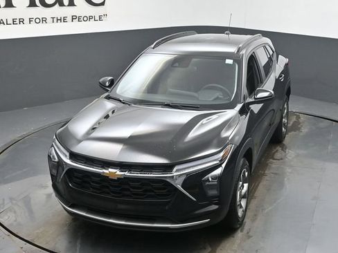 New 2026 Chevrolet Trax LT w/ Driver Confidence Package image 24