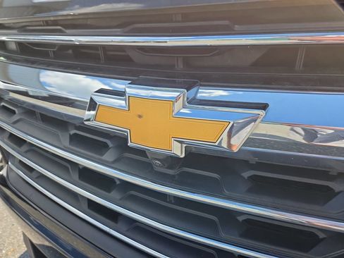 Used 2024 Chevrolet Traverse LT FWD image 20
