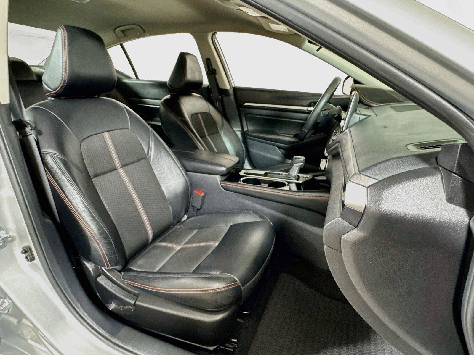 Used 2024 Nissan Altima 2.5 SR FWD image 24