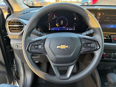 Used 2025 Chevrolet TrailBlazer LT image 25