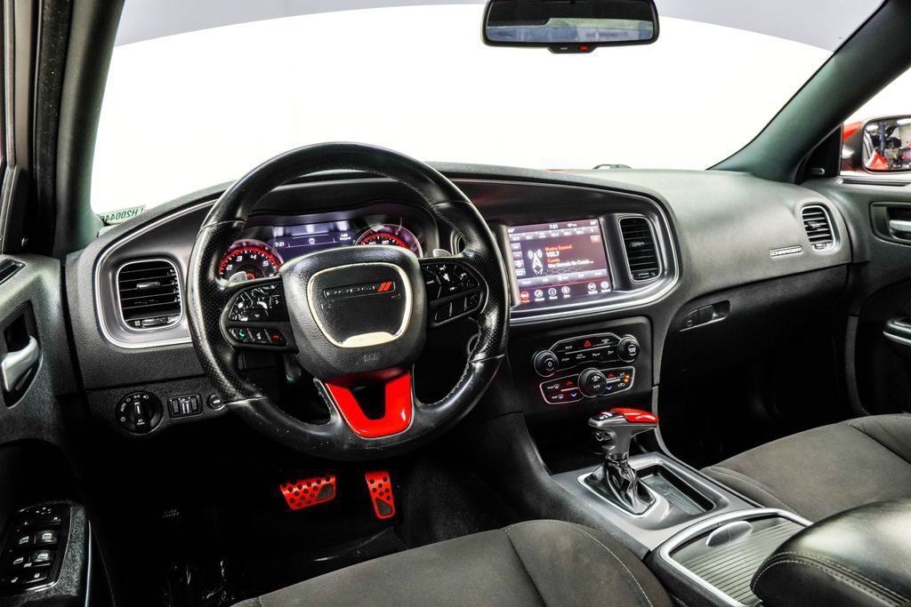 Used 2020 Dodge Charger GT RWD image 4
