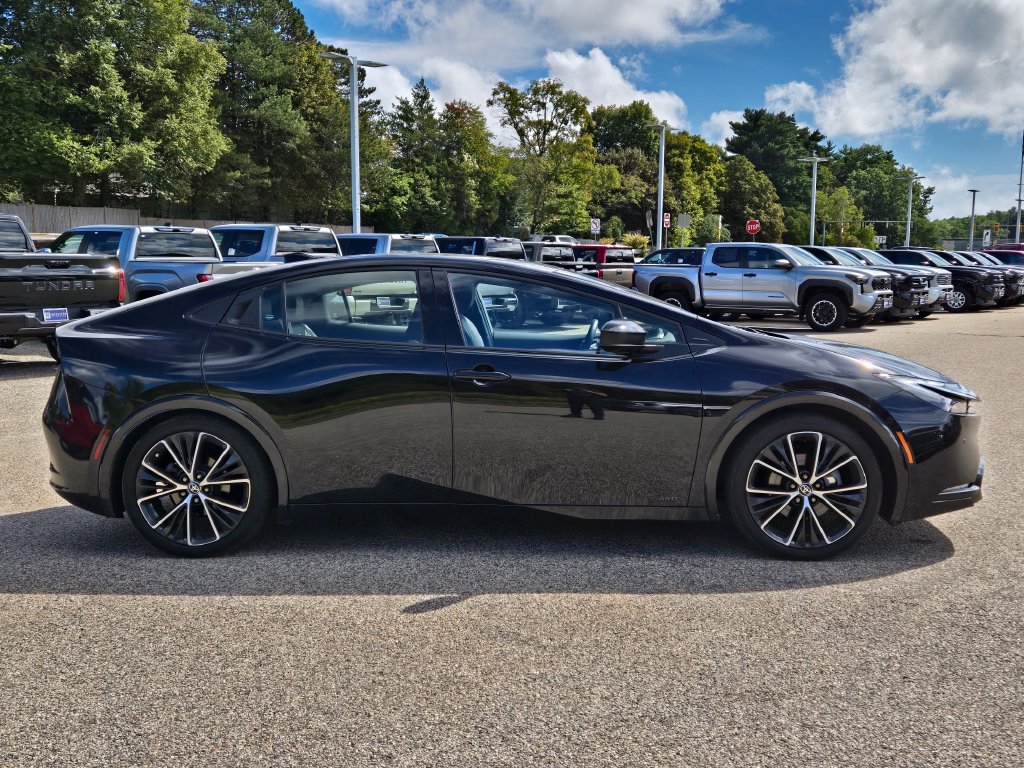 Used 2023 Toyota Prius Limited w/ Limited Premium Package AWD/4WD image 7