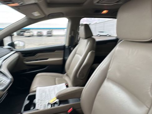 Used 2021 Honda Odyssey Touring image 12