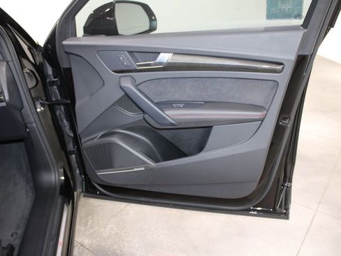 Used 2023 Audi SQ5 Premium Plus image 30