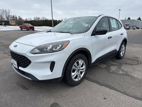 Used 2020 Ford Escape S image 4