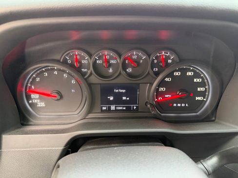 Used 2025 Chevrolet Silverado 1500 Custom Trail Boss w/ Midnight Edition image 9