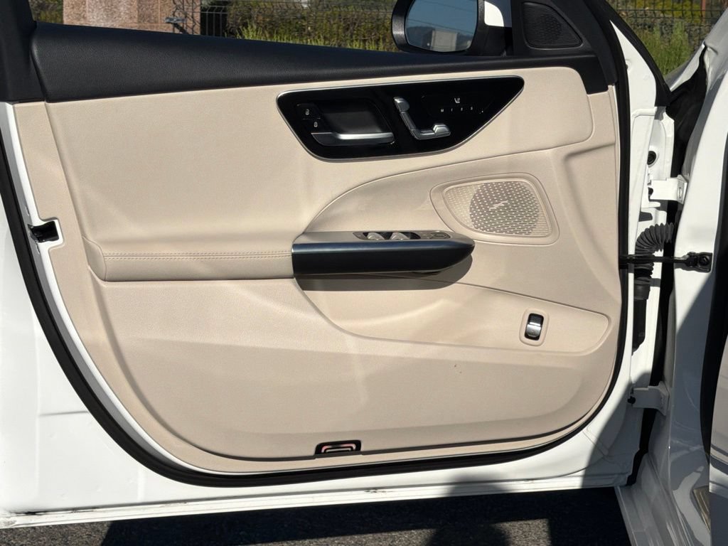 Used 2024 Mercedes-Benz C 300 Sedan image 20