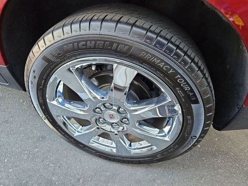 Used 2017 Cadillac XT5 Luxury w/ Driver Awareness Package FWD image 31