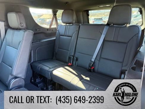Used 2023 Chevrolet Suburban RST w/ Sport Performance Package AWD/4WD image 31
