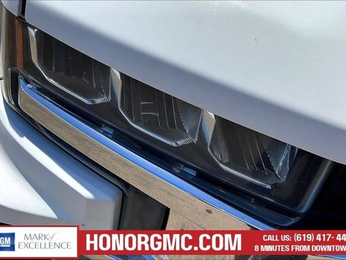 Used 2019 Chevrolet Silverado 1500 LT RWD image 34