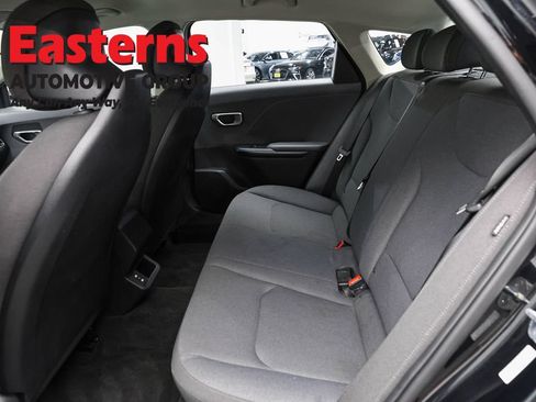 Used 2025 Kia K4 FWD image 20