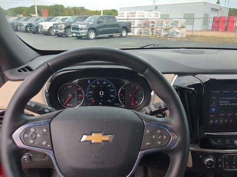 Certified 2023 Chevrolet Traverse Premier image 14