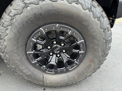 New 2025 Ford Bronco Raptor image 8