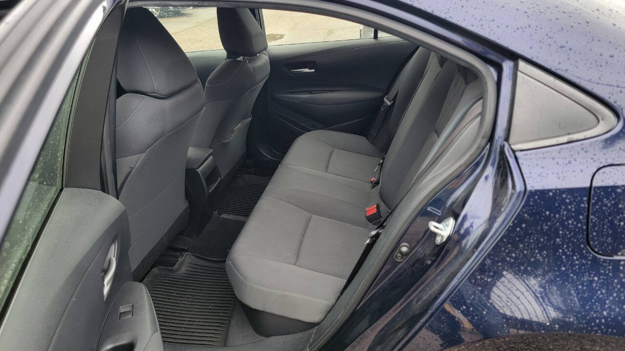 Used 2020 Toyota Corolla LE FWD image 11