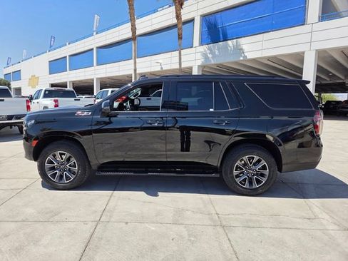 Certified 2024 Chevrolet Tahoe Z71 w/ Luxury Package AWD/4WD image 3