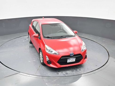 Used 2015 Toyota Prius C Three image 22