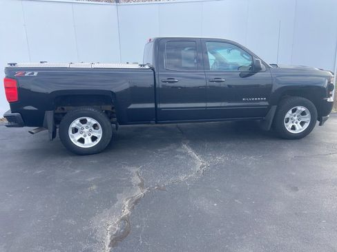 Used 2019 Chevrolet Silverado 1500 LT w/ All Star Edition image 3