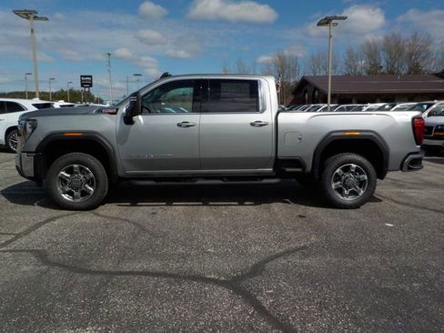 New 2026 GMC Sierra 2500 SLE w/ SLE Value Package; AWD/4WD image 9