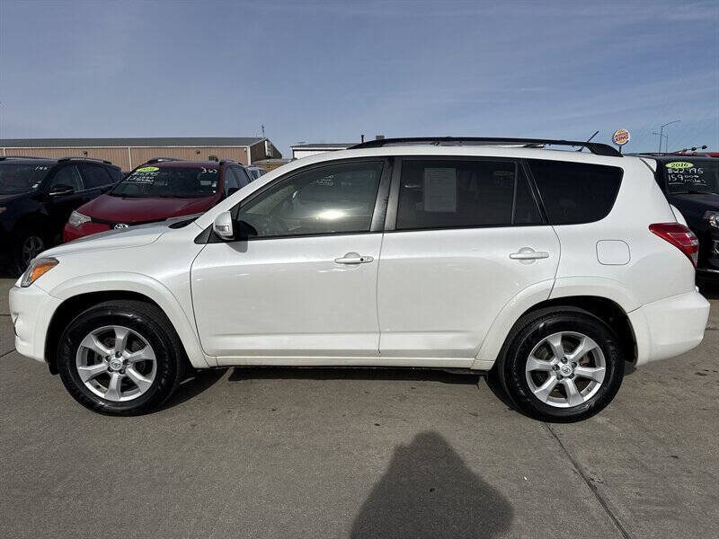 Used 2011 Toyota RAV4 Limited w/ Limited Extra Value Pkg FWD image 3