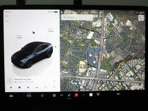 Used 2025 Tesla Model Y AWD image 24