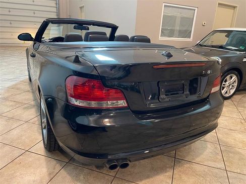 Used 2009 BMW 128i Convertible image 51
