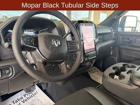 Used 2025 RAM 2500 Tradesman AWD/4WD image 20