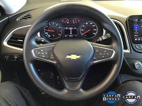 Used 2023 Chevrolet Malibu LS image 21