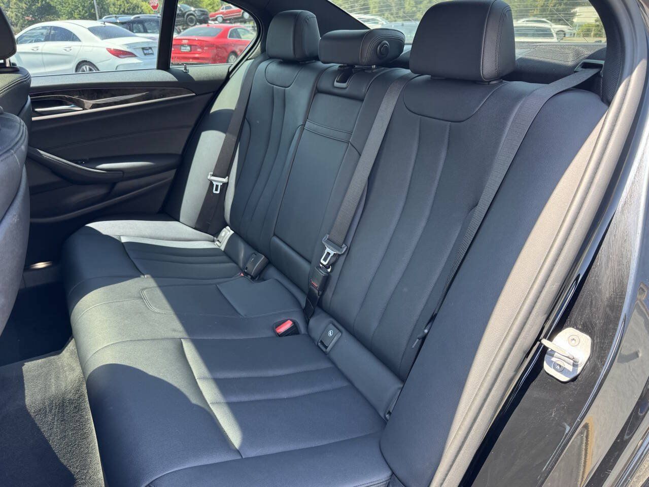 Used 2020 BMW 530i RWD image 10
