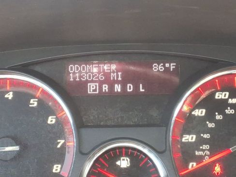 Used 2012 GMC Acadia Denali FWD image 32