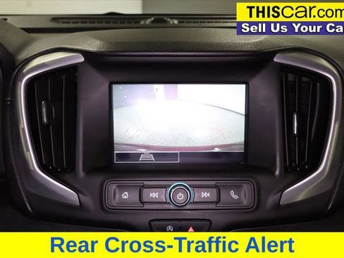 Used 2024 GMC Terrain SLE w/ Elevation Edition image 21