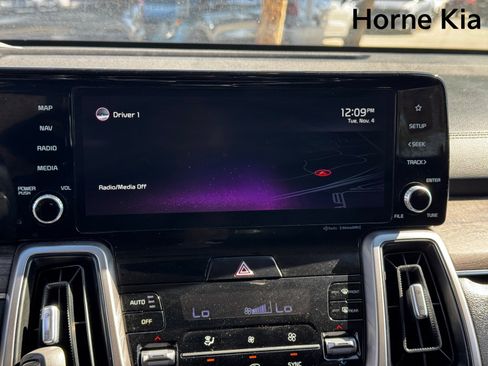 Used 2022 Kia Sorento S image 21