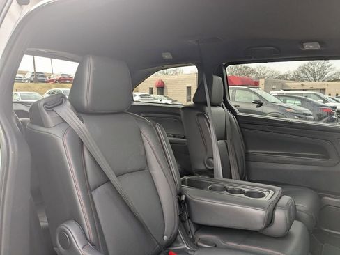 Used 2025 Honda Odyssey Sport-L image 27
