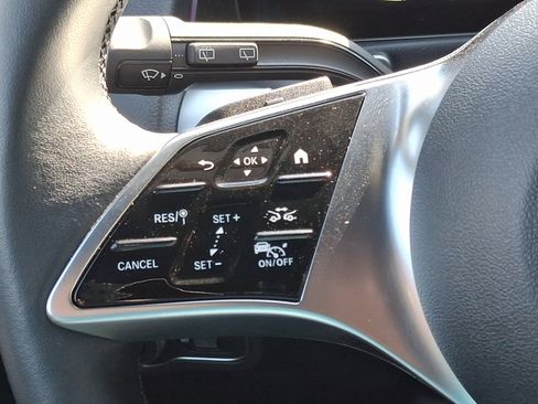 Certified 2024 Mercedes-Benz GLB 250 4MATIC image 21