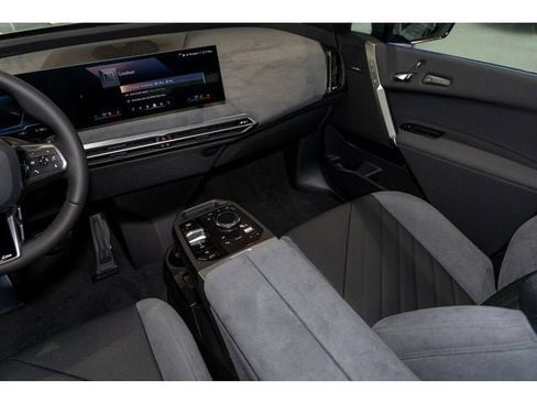 Used 2026 BMW iX xDrive60 w/ M Sport Package image 77