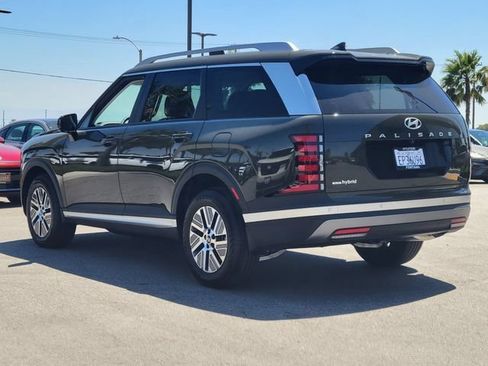 New 2026 Hyundai Palisade FWD Hybrid image 3