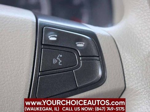 Used 2012 Toyota Sienna LE w/ Towing Pkg image 28