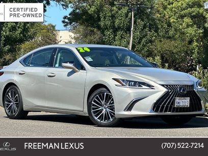 Used 2024 Lexus ES 300h w/ Premium Package
