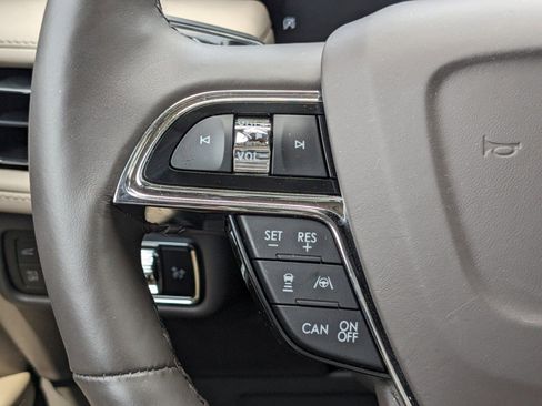 Certified 2023 Lincoln Nautilus Reserve w/ Equipment Group 201A image 27