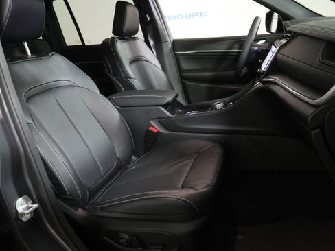 New 2026 Jeep Grand Cherokee Limited image 22