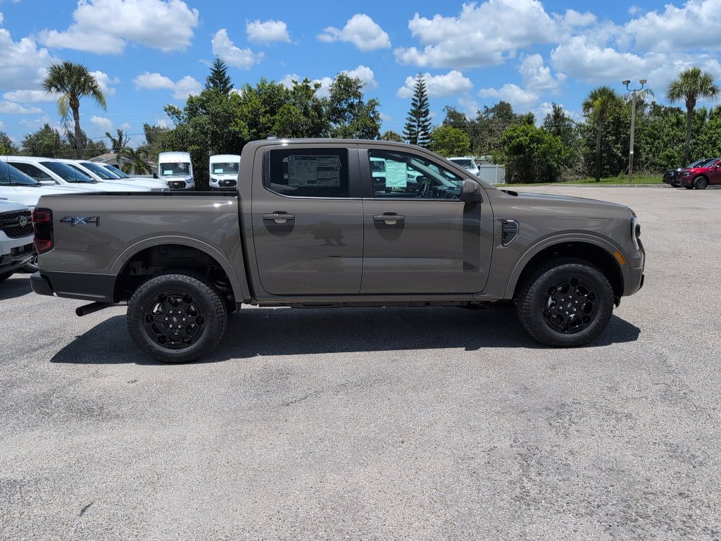 New 2026 Ford Ranger Lariat w/ Black Appearance Package AWD/4WD image 2