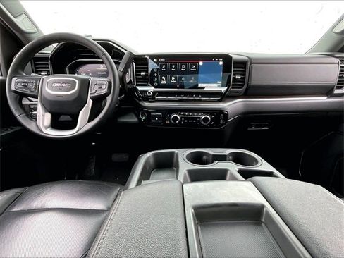 Used 2024 GMC Sierra 2500 SLT image 19