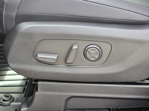 New 2026 Kia Carnival SX Prestige FWD image 26